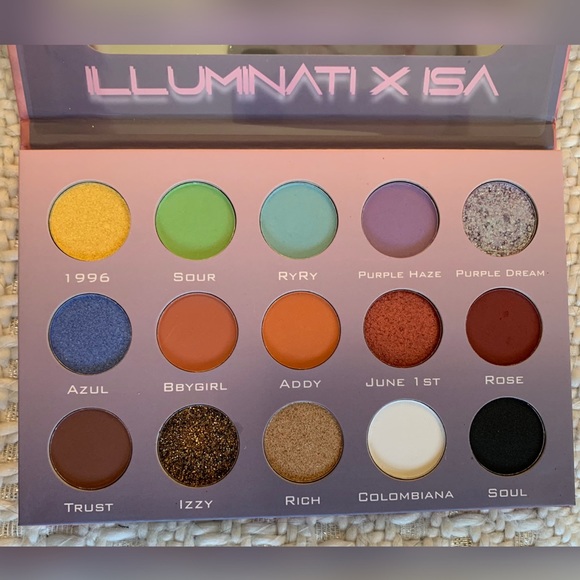 Illuminati X ISA Glam Palette - Picture 3 of 5